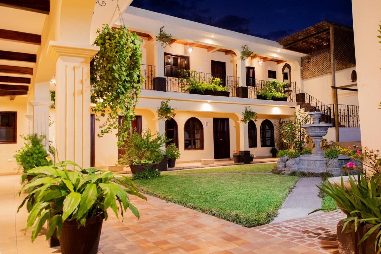 Nico Hotel Antigua Exterior foto